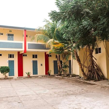Hotel Pacific Tecoman Luaran gambar